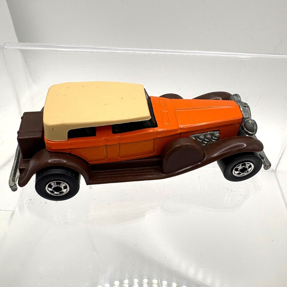 Hot Wheels 1976 31 Doozie Vintage Diecast Car Orange Brown Hong Kong Base